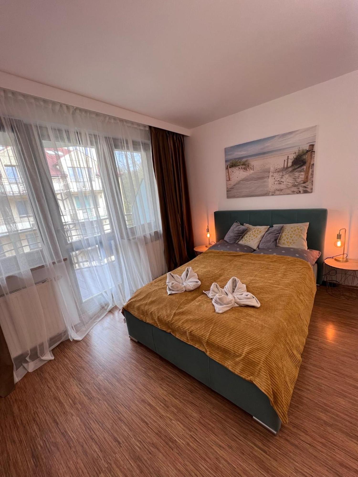 Apartamenty Na Zdrojowej 슈비노우이스쳬 외부 사진