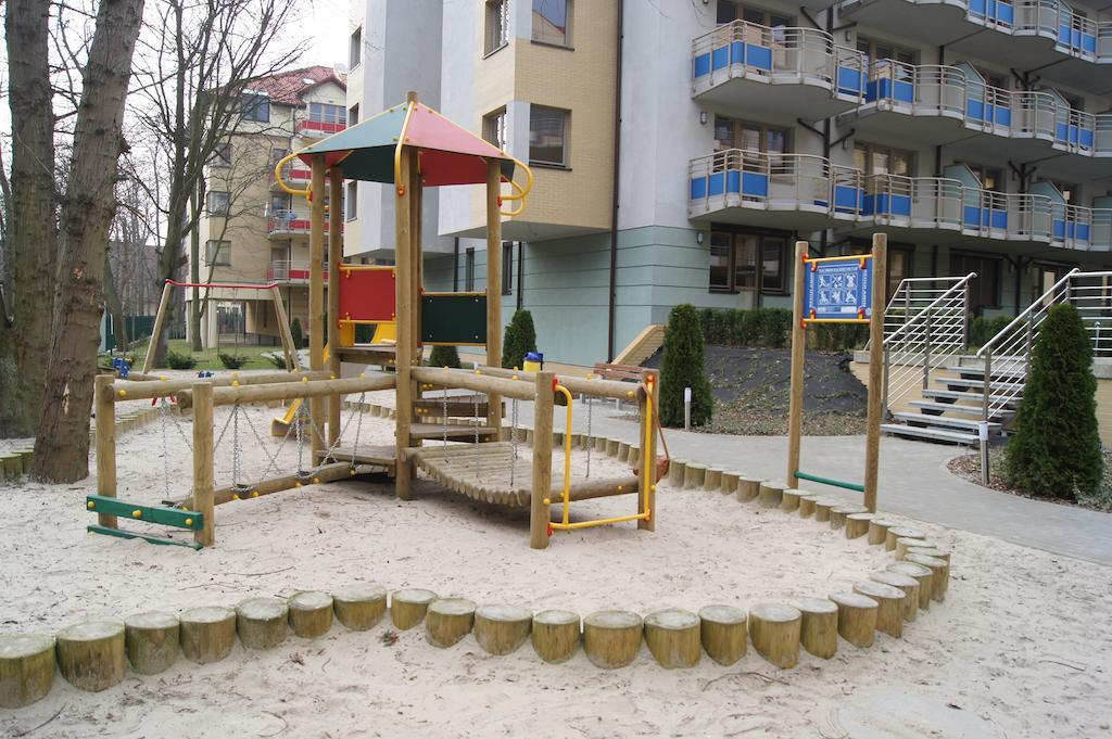 Apartamenty Na Zdrojowej 슈비노우이스쳬 외부 사진