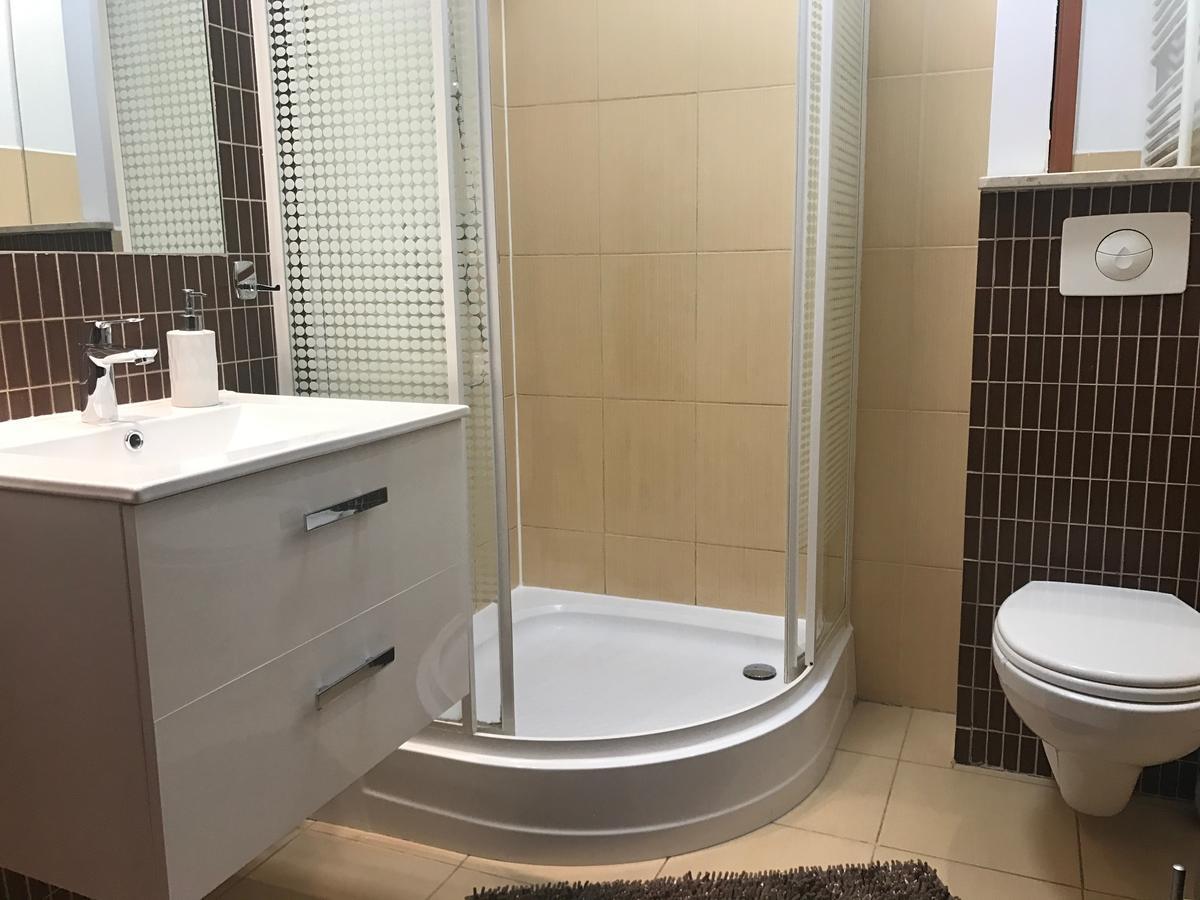 Apartamenty Na Zdrojowej 슈비노우이스쳬 외부 사진